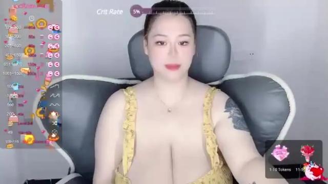 Image 12 of nanabigbobo Stream on Chaturbate on 16 months ago