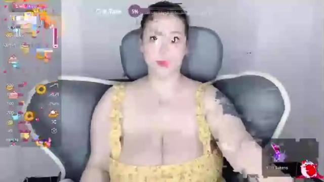 Image 2 of nanabigbobo Stream on Chaturbate on 16 months ago