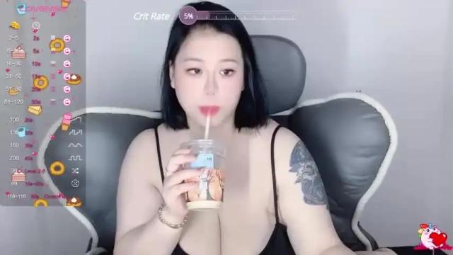 Image 10 of nanabigbobo Stream on Chaturbate on 16 months ago