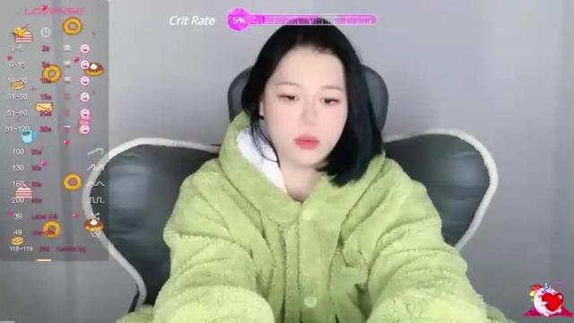 Image 11 of nanabigbobo Stream on Chaturbate on 16 months ago