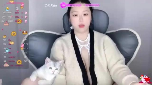 Image 8 of nanabigbobo Stream on Chaturbate on 15 months ago