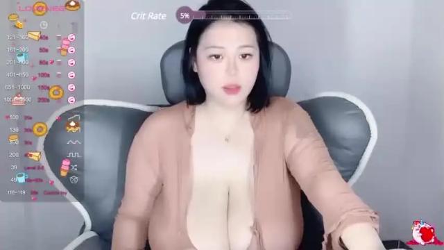 Image 10 of nanabigbobo Stream on Chaturbate on 15 months ago