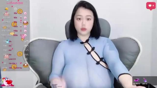 Image 3 of nanabigbobo Stream on Chaturbate on 14 months ago