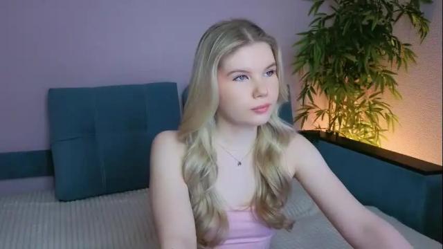 Image 12 of nanami_v02 Stream on Chaturbate on 8 days ago