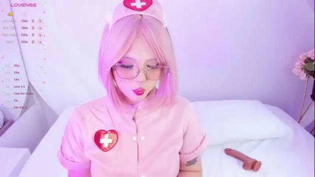 Image 2 of nanaosaky Stream on Chaturbate on 2 months ago