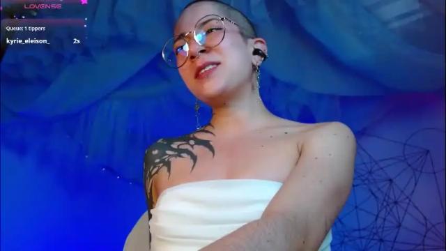 Image 4 of nanaxnana Stream on Chaturbate on 1 month ago