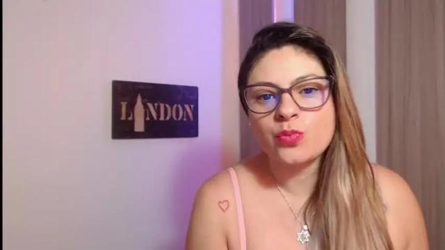 Thumbnail 3, nancy_rogers's Stream at Chaturbate, 25 months ago