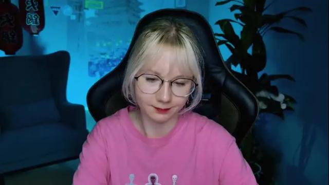 Image 4 of nancymartinez Stream on Chaturbate on 1 month ago