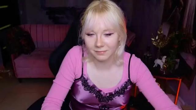 Image 12 of nancymartinez Stream on Chaturbate on 1 month ago