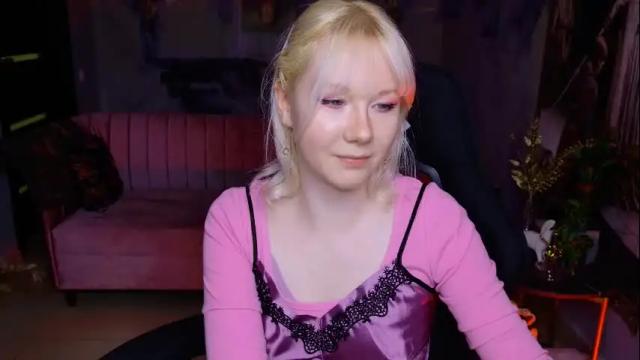 Image 4 of nancymartinez Stream on Chaturbate on 1 month ago