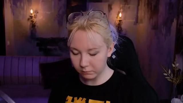 Image 3 of nancymartinez Stream on Chaturbate on 1 month ago