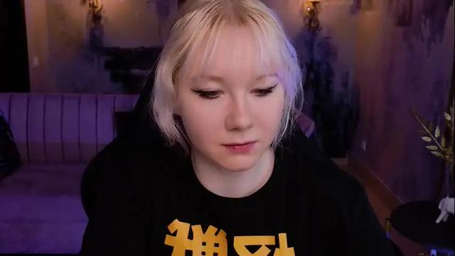 Image 4 of nancymartinez Stream on Chaturbate on 1 month ago