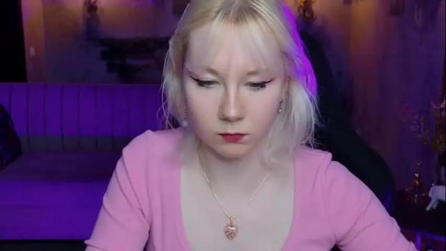 Image 4 of nancymartinez Stream on Chaturbate on 1 month ago