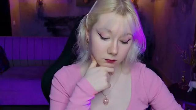 Image 6 of nancymartinez Stream on Chaturbate on 1 month ago