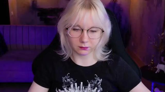 Image 12 of nancymartinez Stream on Chaturbate on 1 month ago