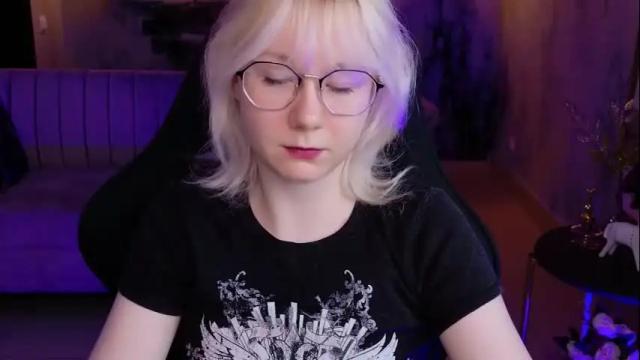 Image 2 of nancymartinez Stream on Chaturbate on 1 month ago