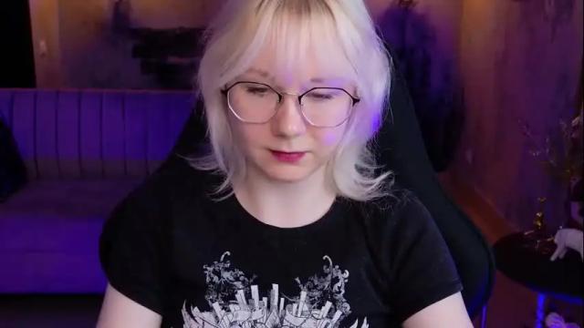 Image 6 of nancymartinez Stream on Chaturbate on 1 month ago