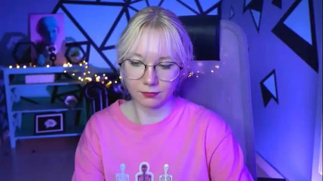 Image 3 of nancymartinez Stream on Chaturbate on 27 days ago