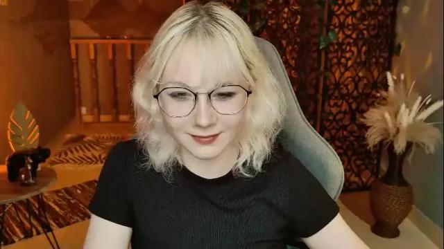 Image 8 of nancymartinez Stream on Chaturbate on 6 days ago