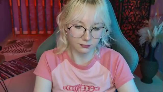 Image 10 of nancymartinez Stream on Chaturbate on 5 days ago