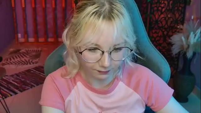 Image 11 of nancymartinez Stream on Chaturbate on 5 days ago