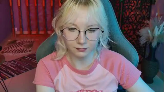 Image 12 of nancymartinez Stream on Chaturbate on 5 days ago