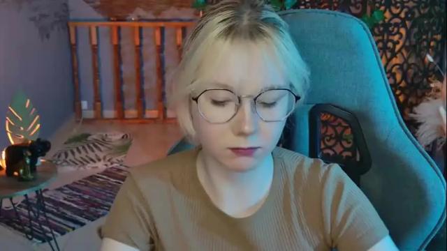 Image 2 of nancymartinez Stream on Chaturbate on 4 days ago