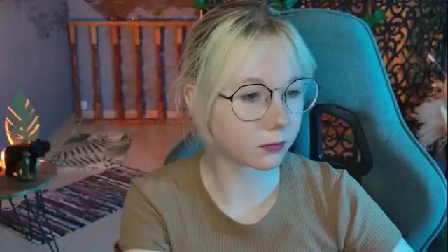 Image 3 of nancymartinez Stream on Chaturbate on 4 days ago