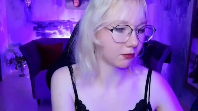 Image 12 of nancymartinez Stream on Chaturbate on 1 month ago