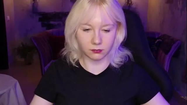 Image 12 of nancymartinez Stream on Chaturbate on 1 month ago