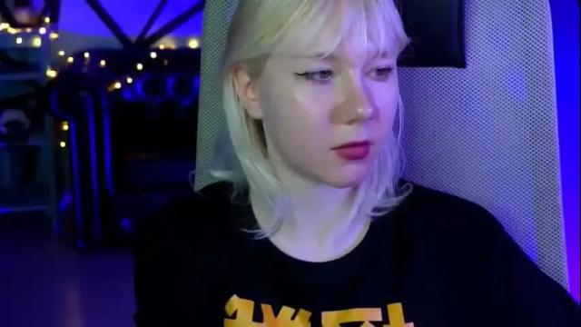 Image 12 of nancymartinez Stream on Chaturbate on 1 month ago