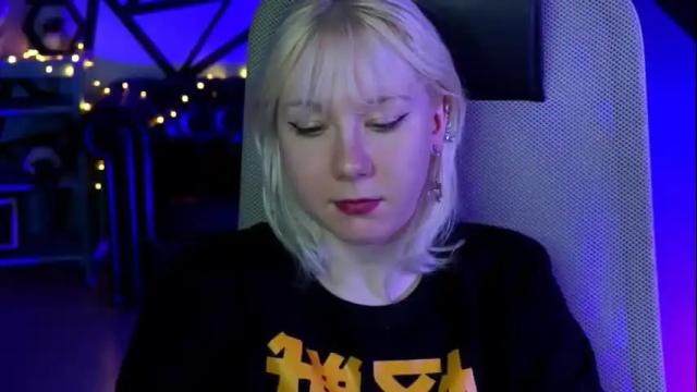 Image 2 of nancymartinez Stream on Chaturbate on 1 month ago