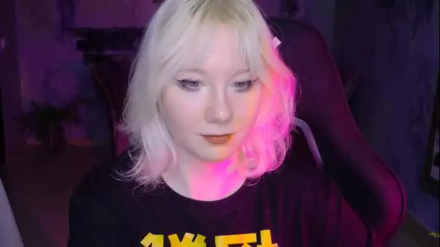 Image 4 of nancymartinez Stream on Chaturbate on 25 days ago