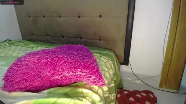 Image 6 of nandry_foxx Stream on Chaturbate on 18 months ago