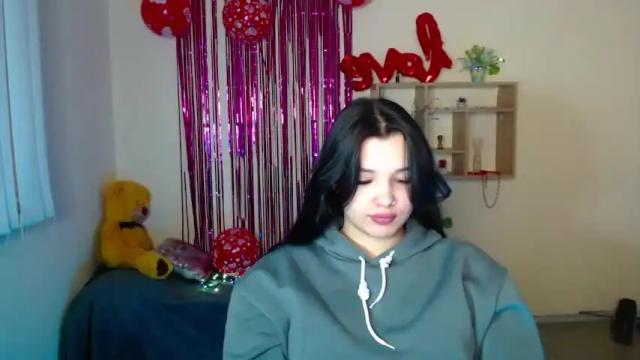Image 6 of naom_my Stream on Chaturbate on 17 months ago