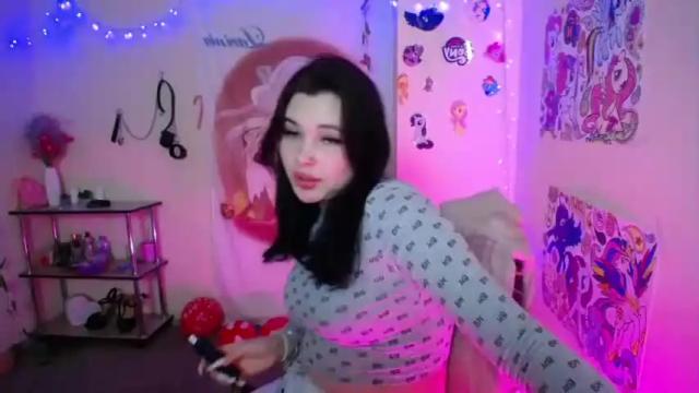 Image 8 of naom_my Stream on Chaturbate on 13 months ago