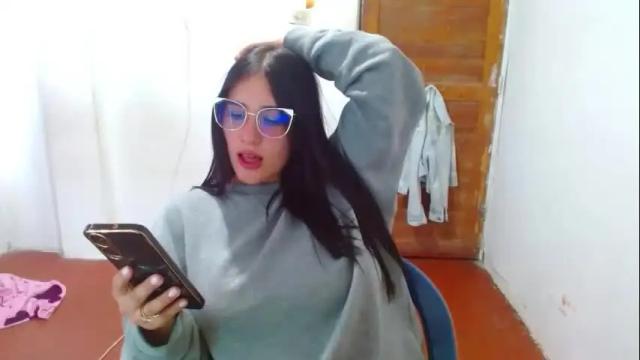 Image 2 of naomi_d Stream on Chaturbate on 2 months ago