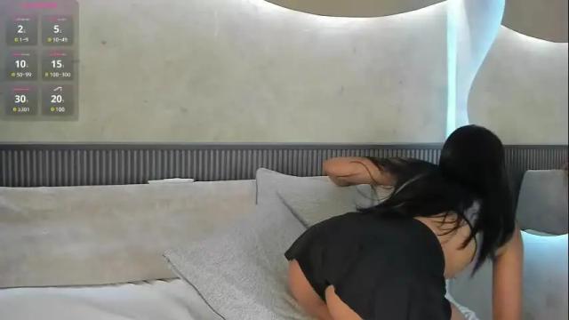 Image 8 of naomi_dasilva Stream on Chaturbate on 29 days ago