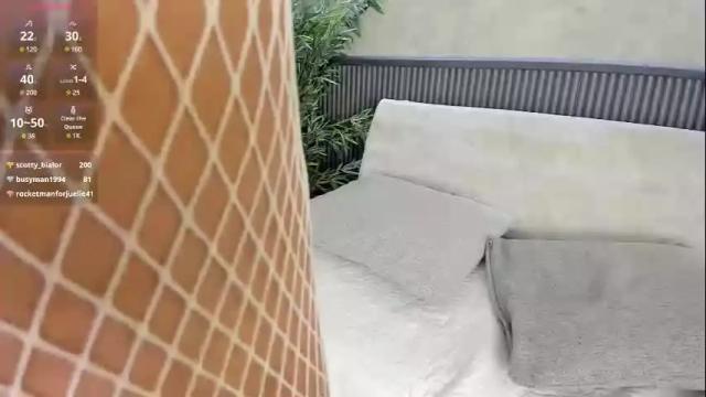 Image 2 of naomi_dasilva Stream on Chaturbate on 8 days ago