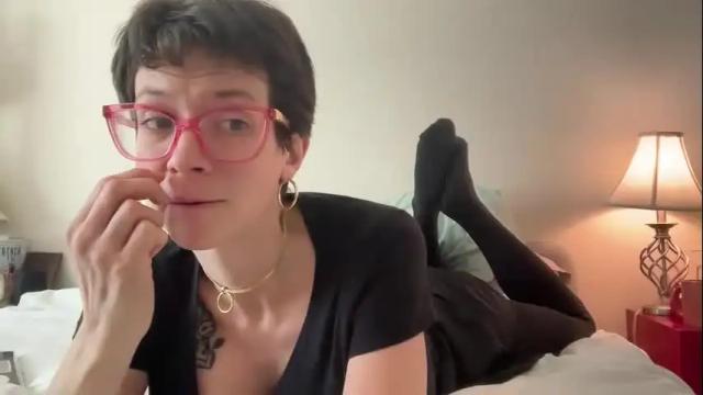 Image 4 of naomi_reah Stream on Chaturbate on 1 month ago