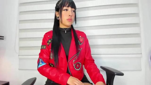 Image 2 of naomi_vallesteros Stream on Chaturbate on 21 months ago