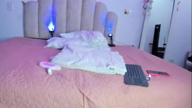 Image 2 of naomiasha_ Stream on Chaturbate on 1 month ago