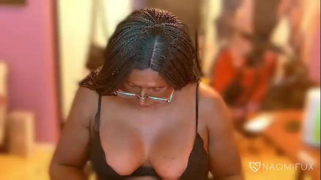 Image 8 of naomifux Stream on Chaturbate on 7 days ago