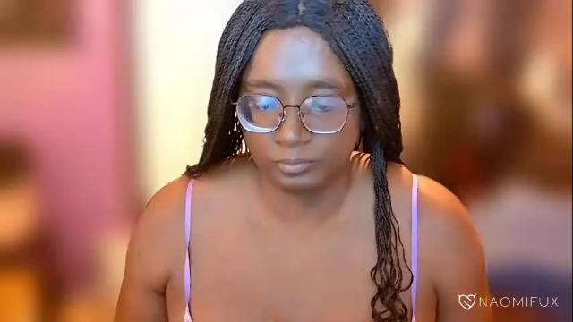 Image 8 of naomifux Stream on Chaturbate on 1 month ago