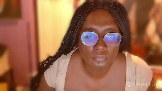 Image 10 of naomifux Stream on Chaturbate on 1 month ago