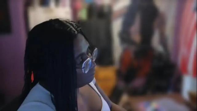 Image 2 of naomifux Stream on Chaturbate on 14 days ago