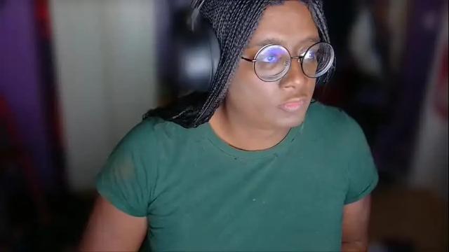 Image 3 of naomifux Stream on Chaturbate on 3 days ago
