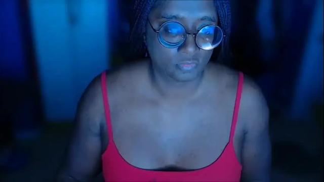 Image 12 of naomifux Stream on Chaturbate on 2 days ago