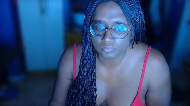Image 8 of naomifux Stream on Chaturbate on 2 days ago