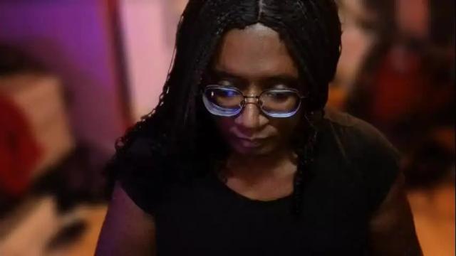 Image 12 of naomifux Stream on Chaturbate on 2 months ago